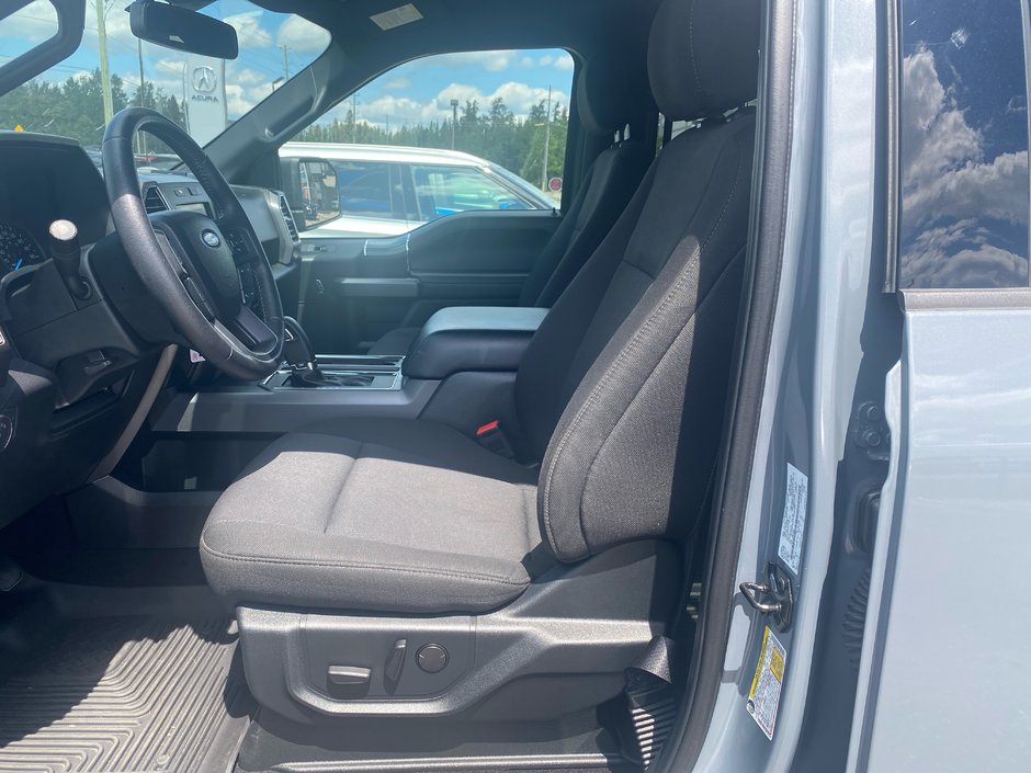 Ford F-150 XLT 4X4 2019-8