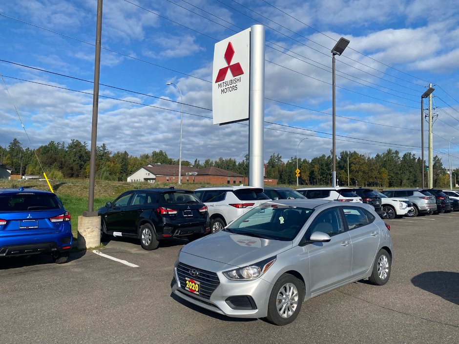 2020 Hyundai Accent Preferred in Thunder Bay, Ontario - w940px
