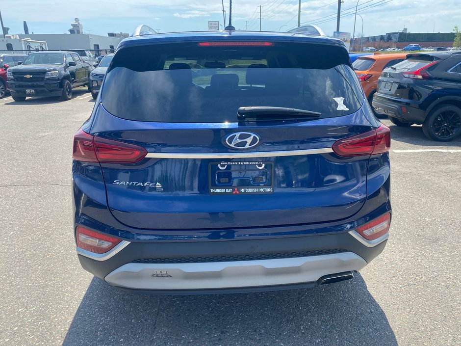 2019 Hyundai Santa Fe Essential-4