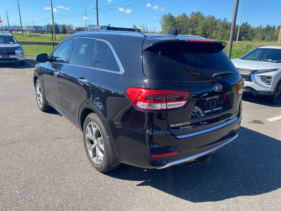 2016 Kia Sorento 2.0L Turbo SX-3