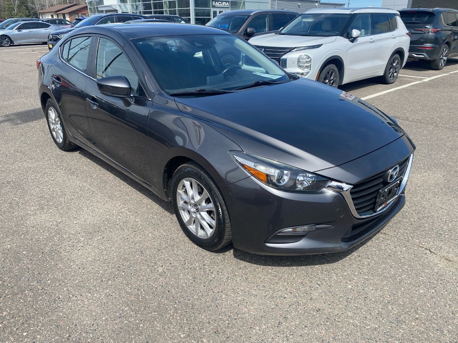 2018 Mazda 3 GS-2