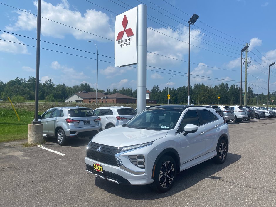 2022 Mitsubishi ECLIPSE CROSS GT in Thunder Bay, Ontario - w940px
