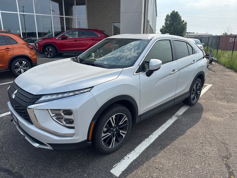 2025 Mitsubishi ECLIPSE CROSS SE-0