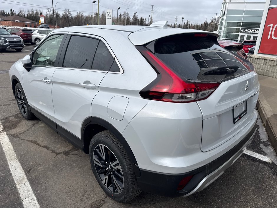 2025 Mitsubishi ECLIPSE CROSS SE-1
