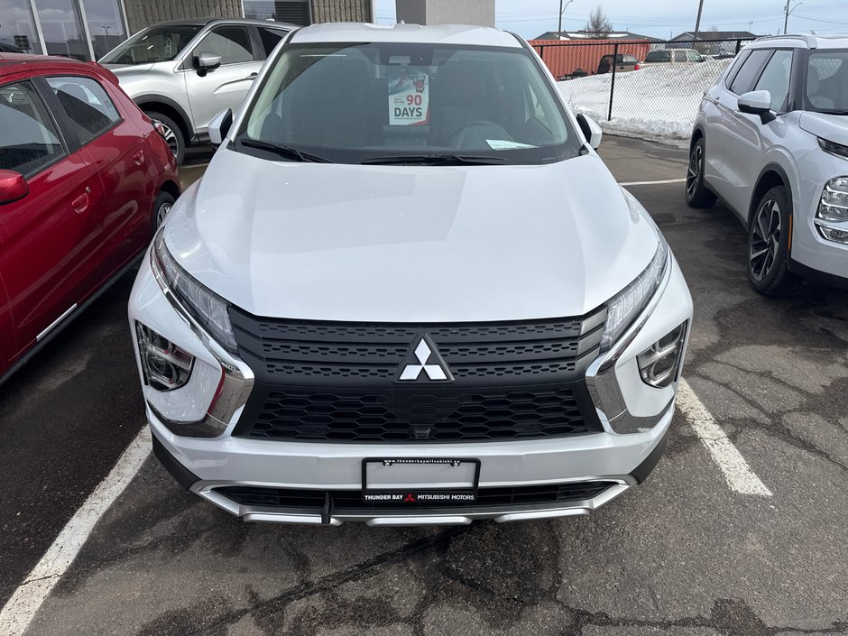 2025 Mitsubishi ECLIPSE CROSS SE-1
