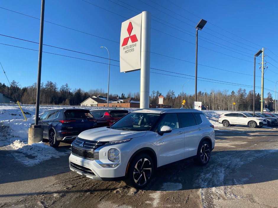 Mitsubishi OUTLANDER PHEV SEL 2023-0