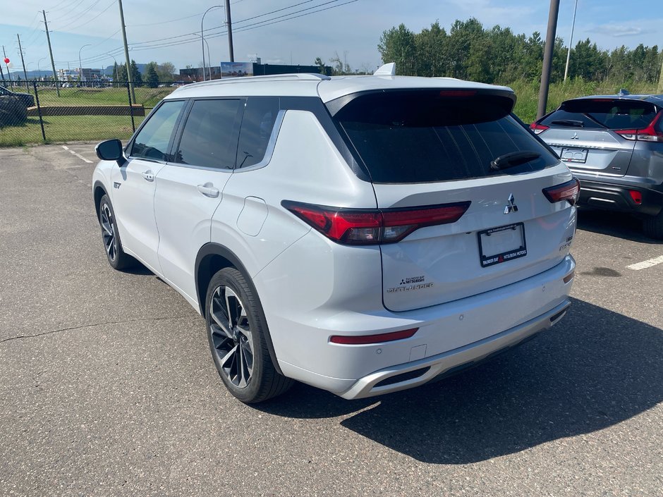 Mitsubishi Outlander PHEV GT 2023-5