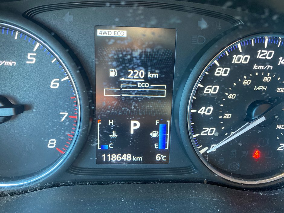 Mitsubishi Outlander ES PREMIUM 2016-10