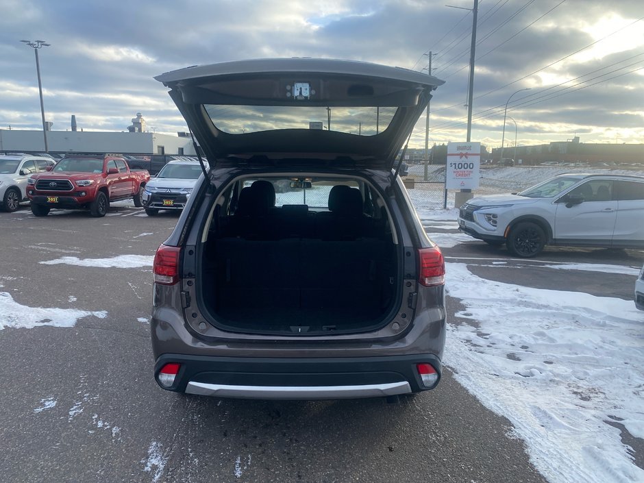 2018 Mitsubishi Outlander SE-6