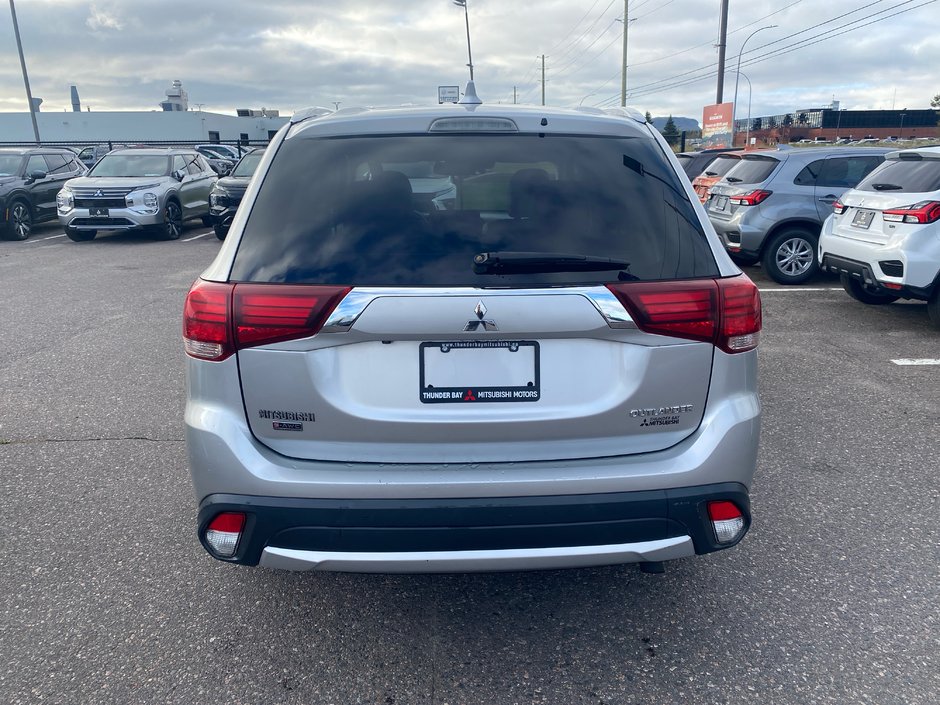 Mitsubishi Outlander GT 2018-4