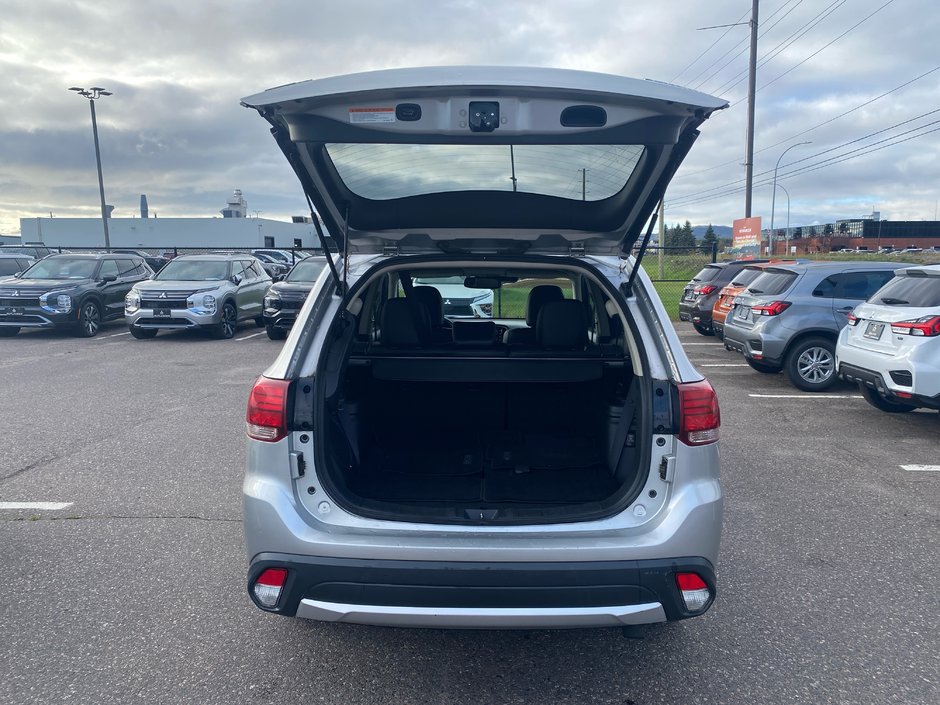 Mitsubishi Outlander GT 2018-8