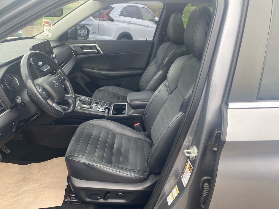 2022 Mitsubishi Outlander LE PREMIUM-8