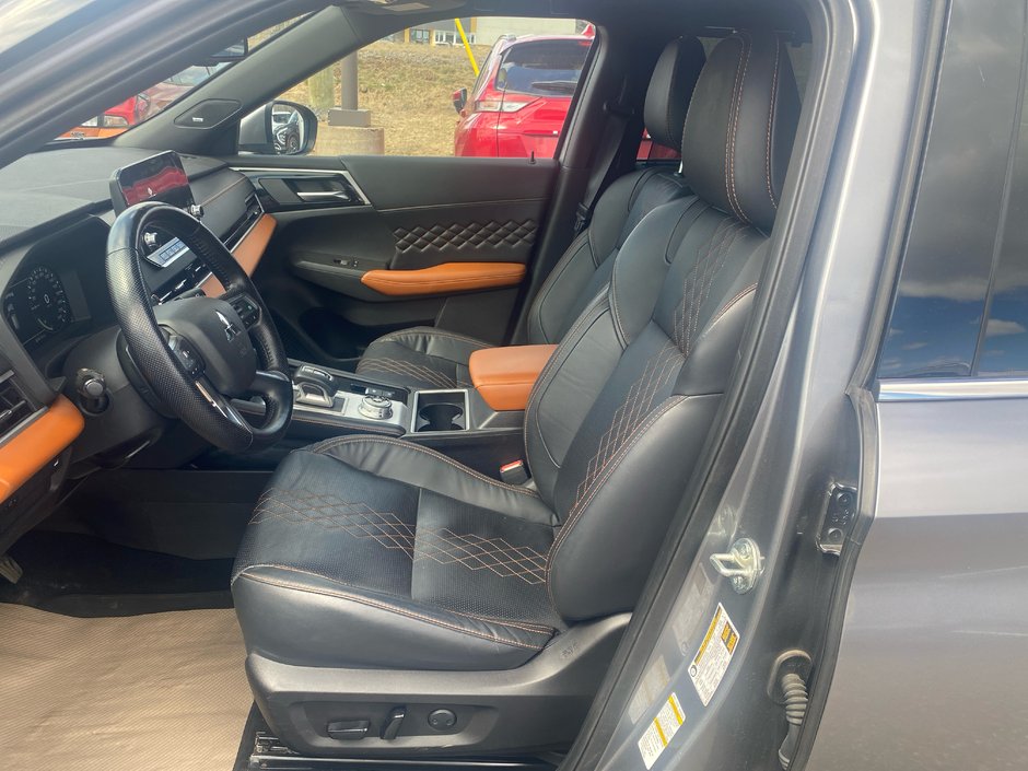 Mitsubishi Outlander GT PREMIUM 2022-6