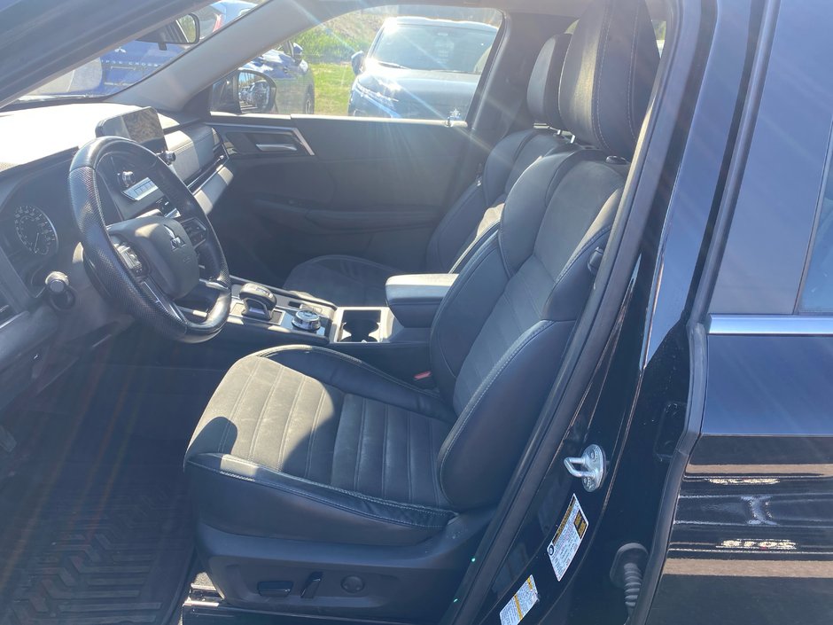 Mitsubishi Outlander LE PREMIUM 2022-8