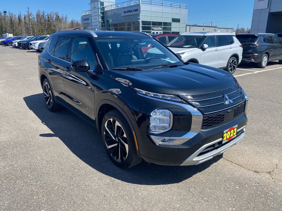 2023 Mitsubishi Outlander GT-2