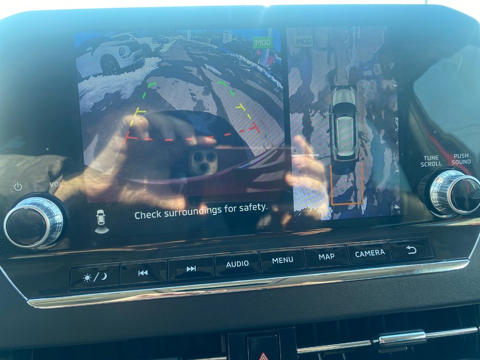 Mitsubishi Outlander GT 2023-9