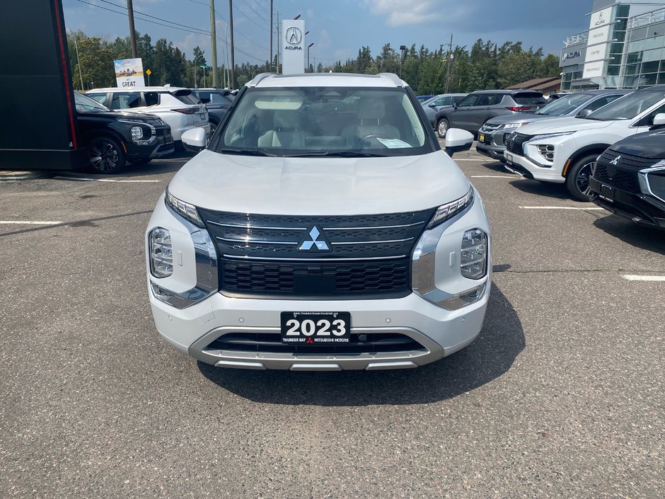 2023 Mitsubishi Outlander GT-9