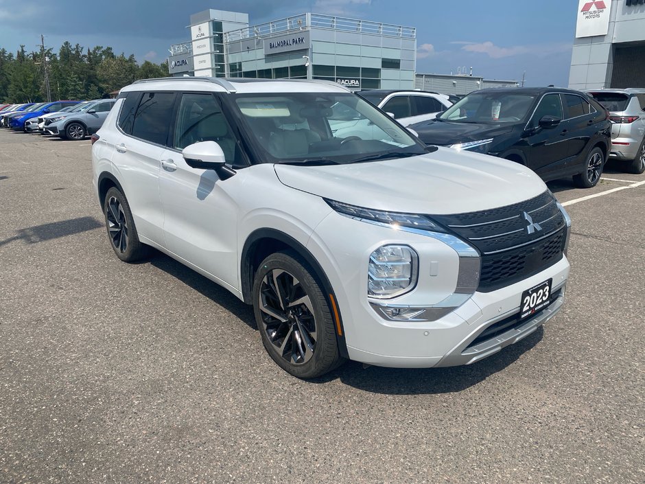 2023 Mitsubishi Outlander GT-2