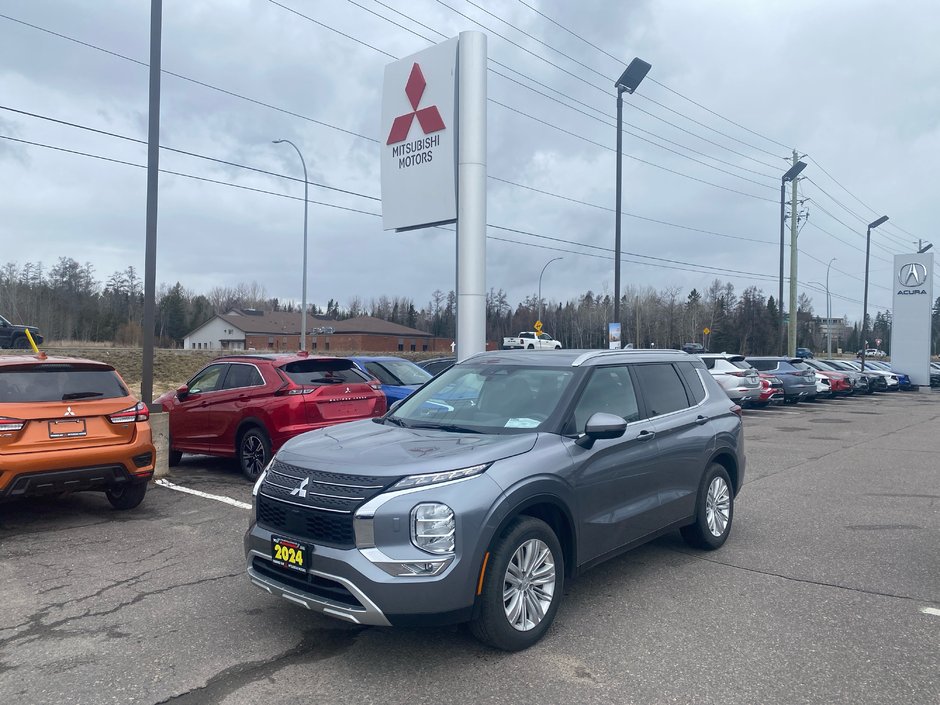 Mitsubishi Outlander SE 2024-0