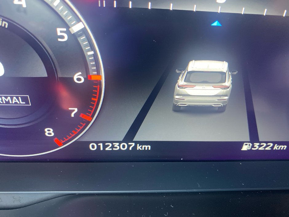 2024 Mitsubishi Outlander SEL-9