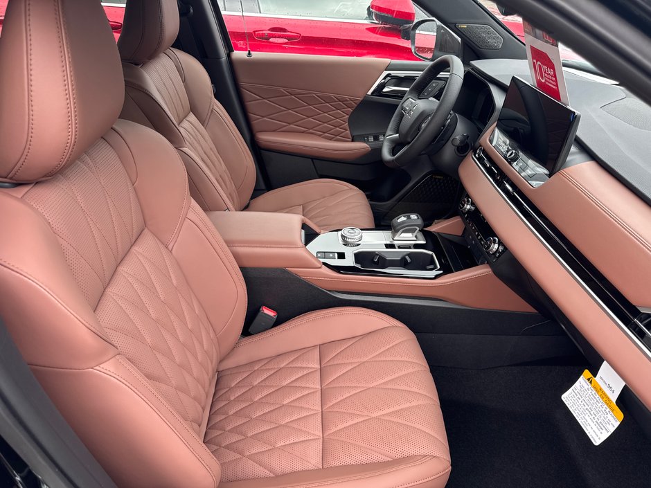 2025 Mitsubishi Outlander-4