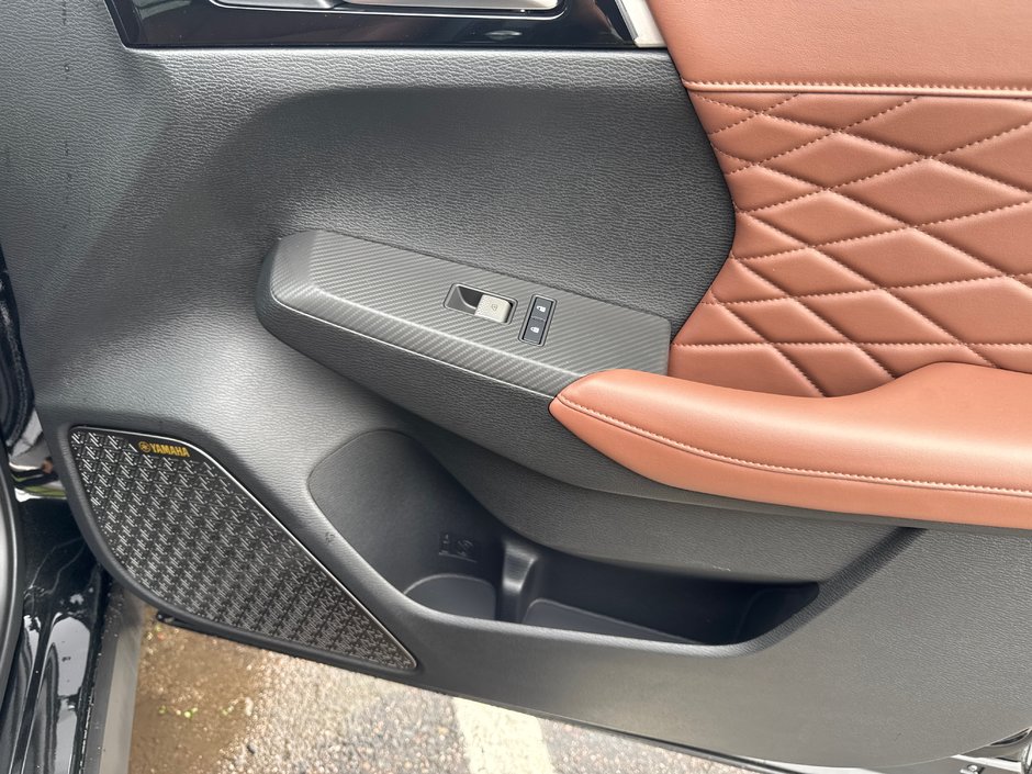 2025 Mitsubishi Outlander-5
