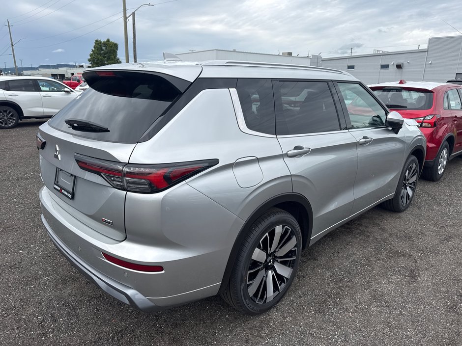 2025 Mitsubishi Outlander-5