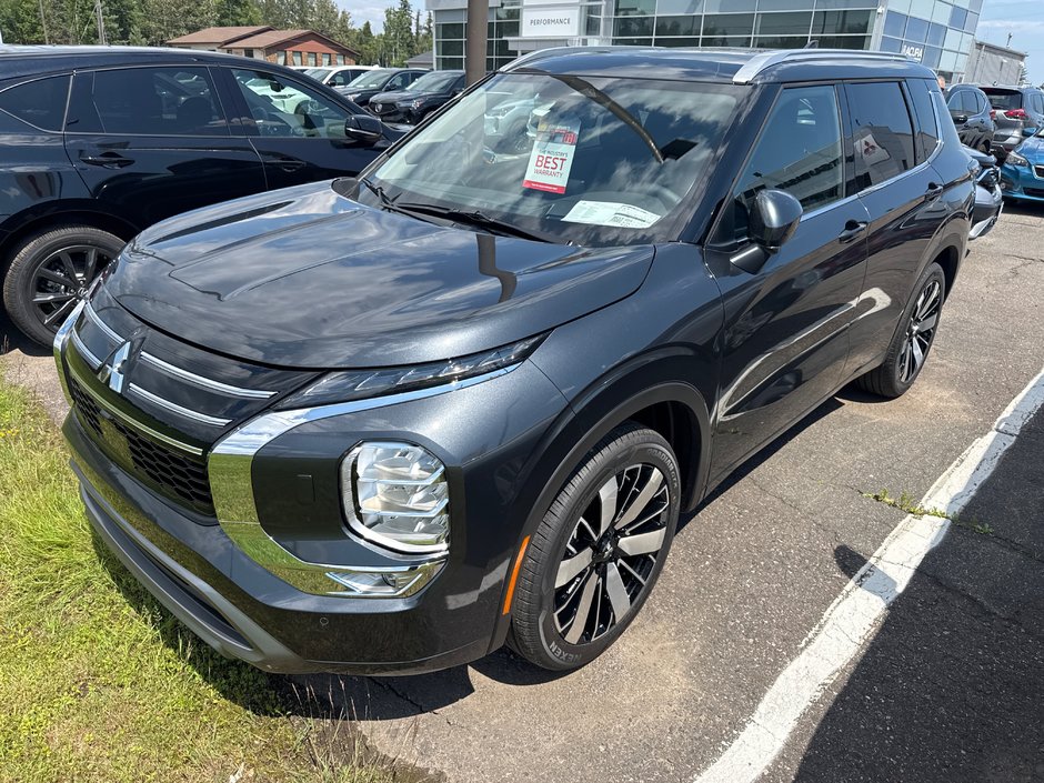Mitsubishi Outlander  2025-0