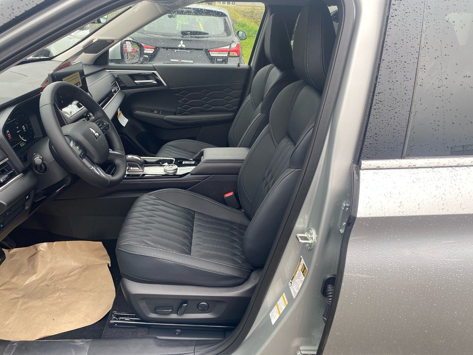 2025 Mitsubishi Outlander GT S-AWC-5