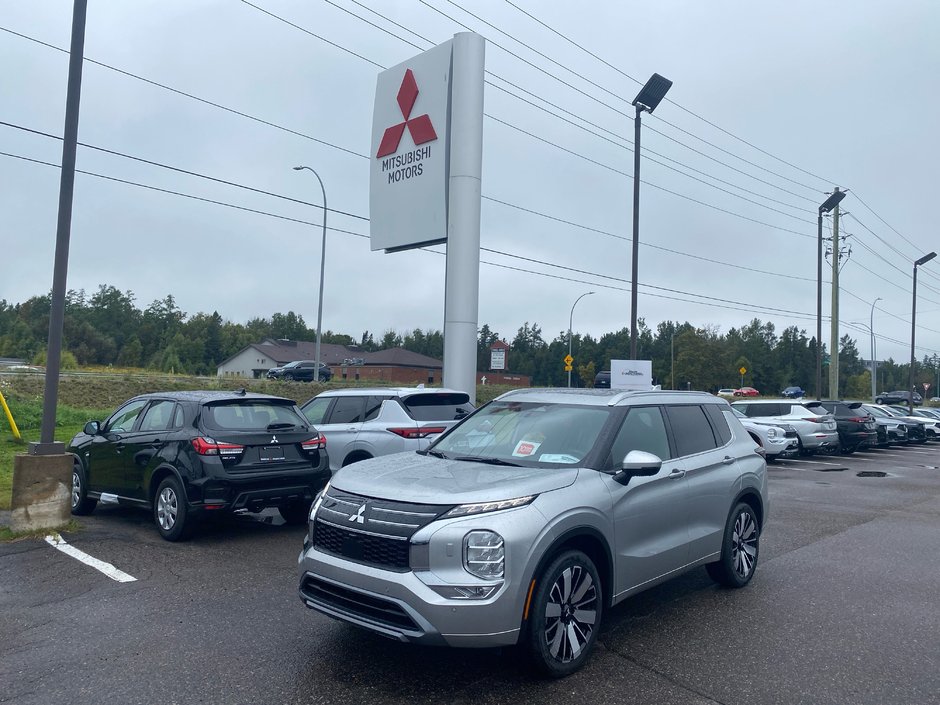 2025 Mitsubishi Outlander GT S-AWC-0