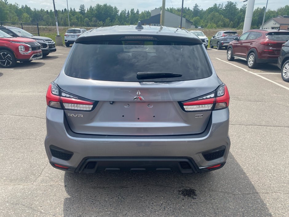 Mitsubishi RVR SE 2021-4