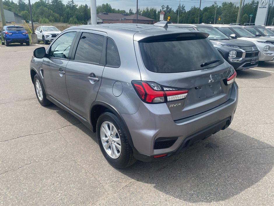 Mitsubishi RVR SE 2021-5