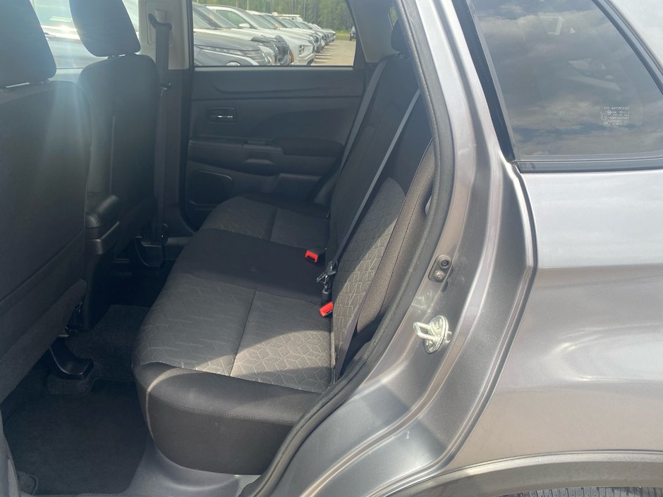 Mitsubishi RVR SE 2021-7
