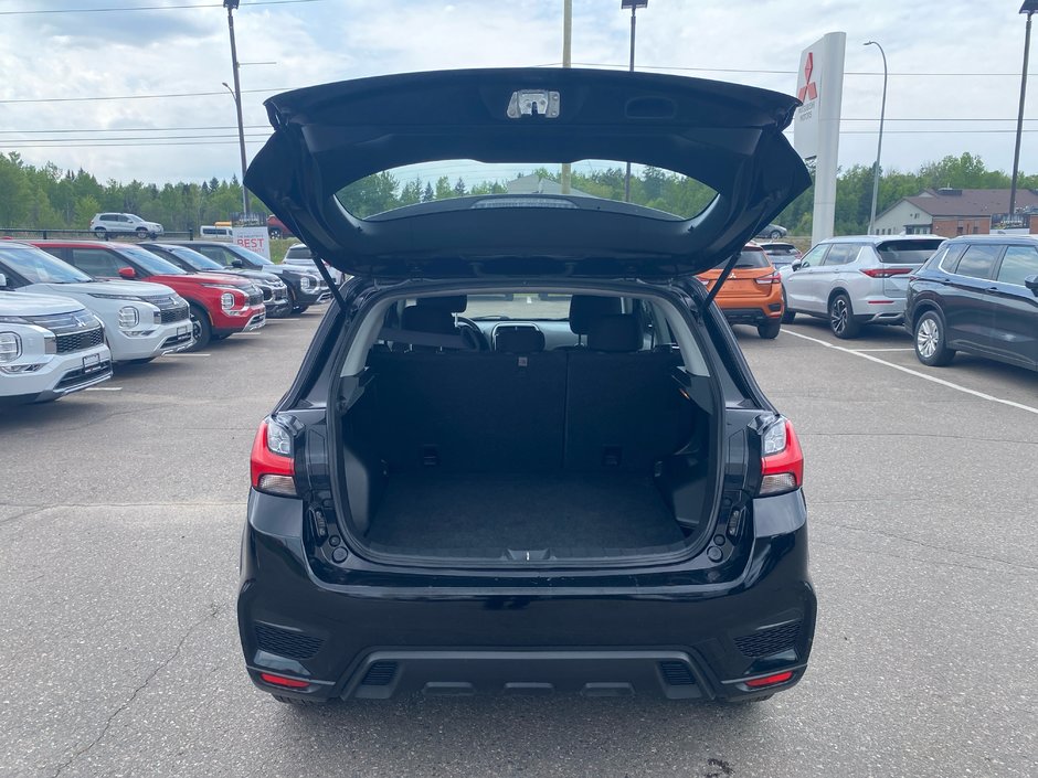 2022 Mitsubishi RVR ES-6