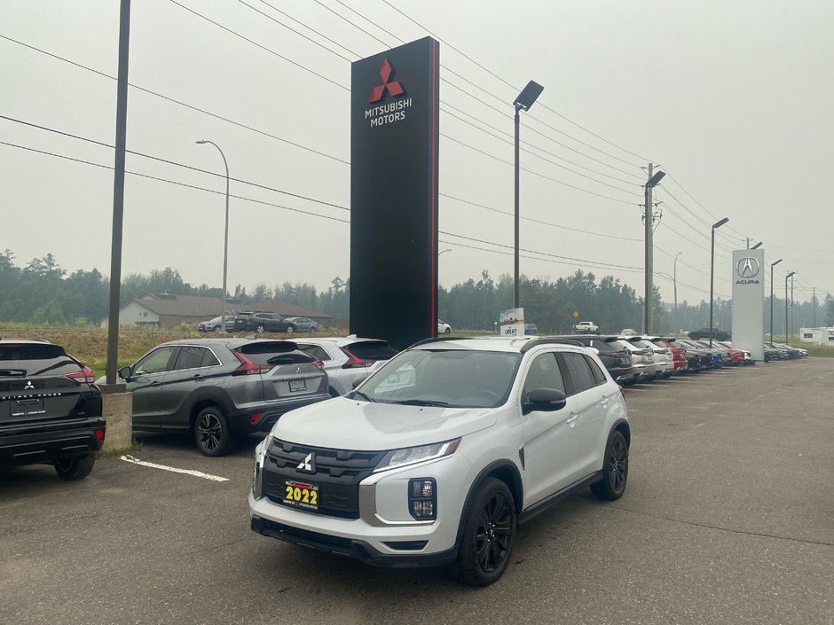 2022 Mitsubishi RVR LE in Thunder Bay, Ontario - w940px