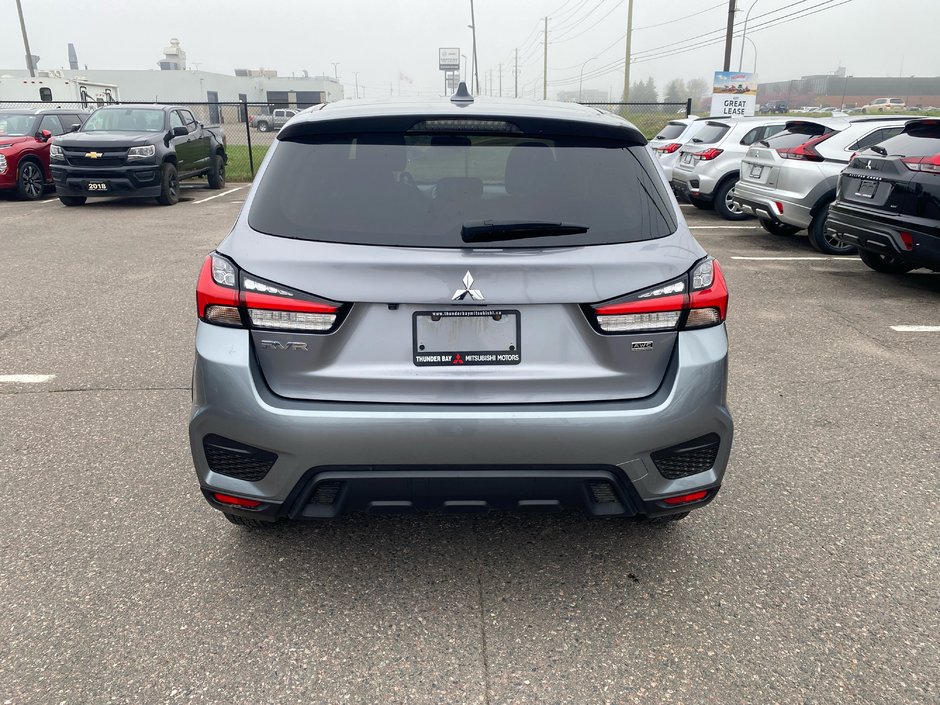 2023 Mitsubishi RVR SE-4