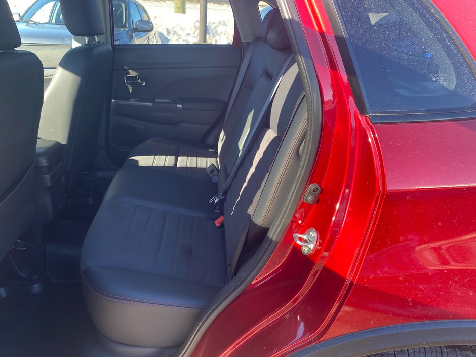 Mitsubishi RVR SEL 2024-7