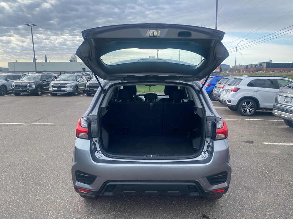 2024 Mitsubishi RVR ES-6