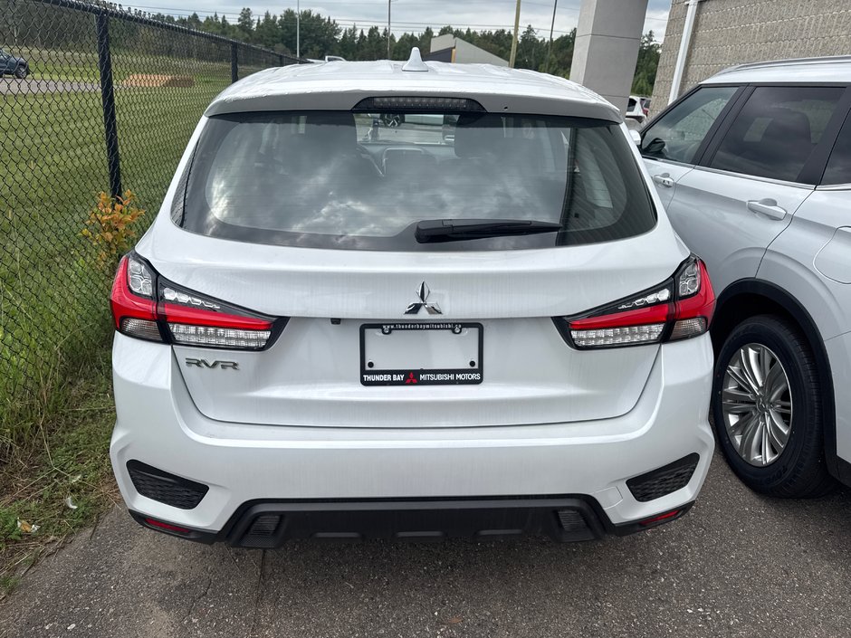 2025 Mitsubishi RVR ES-1