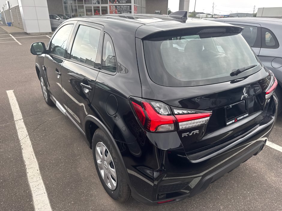 2025 Mitsubishi RVR ES-1