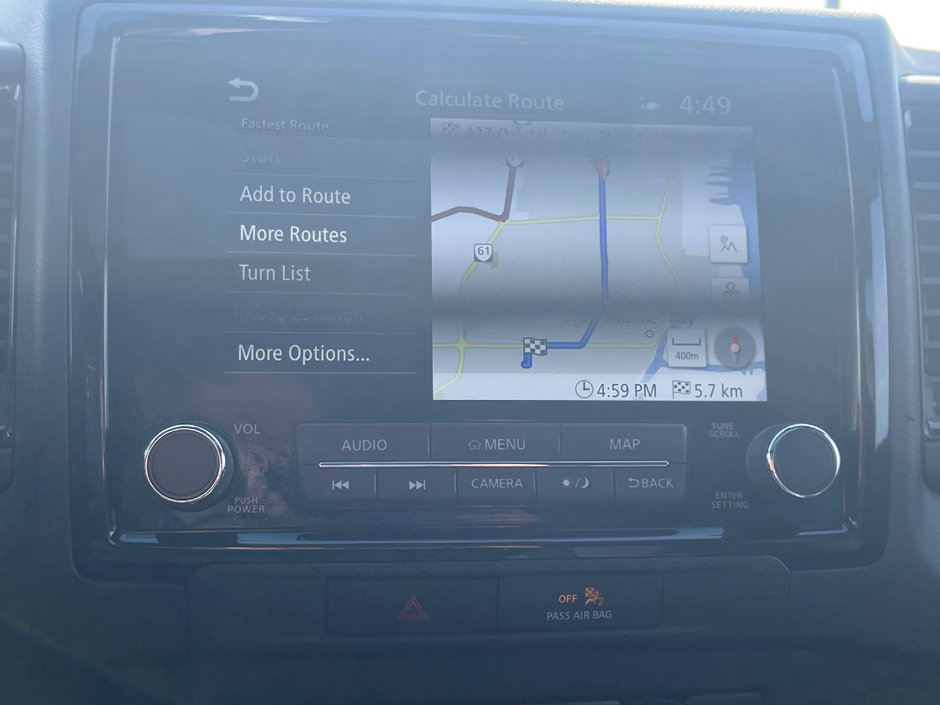 Nissan Frontier  2022-14