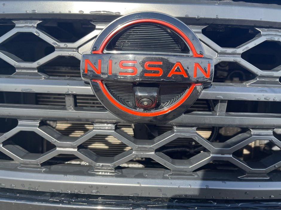 Nissan Frontier  2022-2