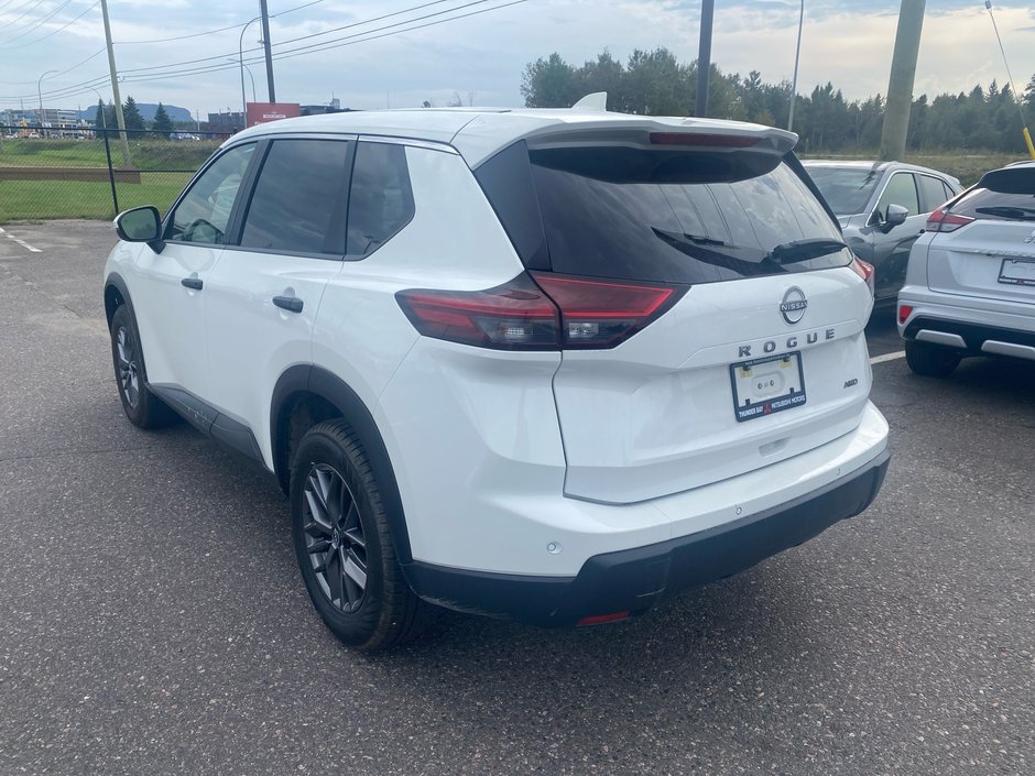 Nissan Rogue S 2025-5