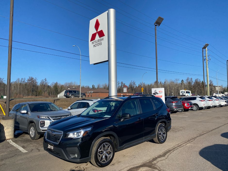 2019 Subaru Forester TOURING in Thunder Bay, Ontario - w940px