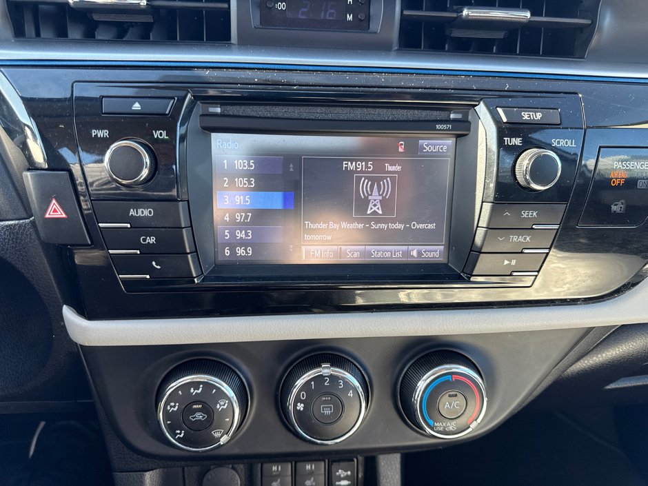 2016 Toyota Corolla LE-15