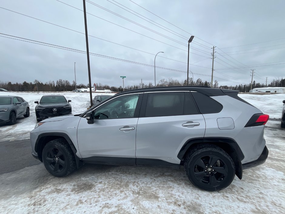 2021 Toyota RAV4 XSE Hybrid-3