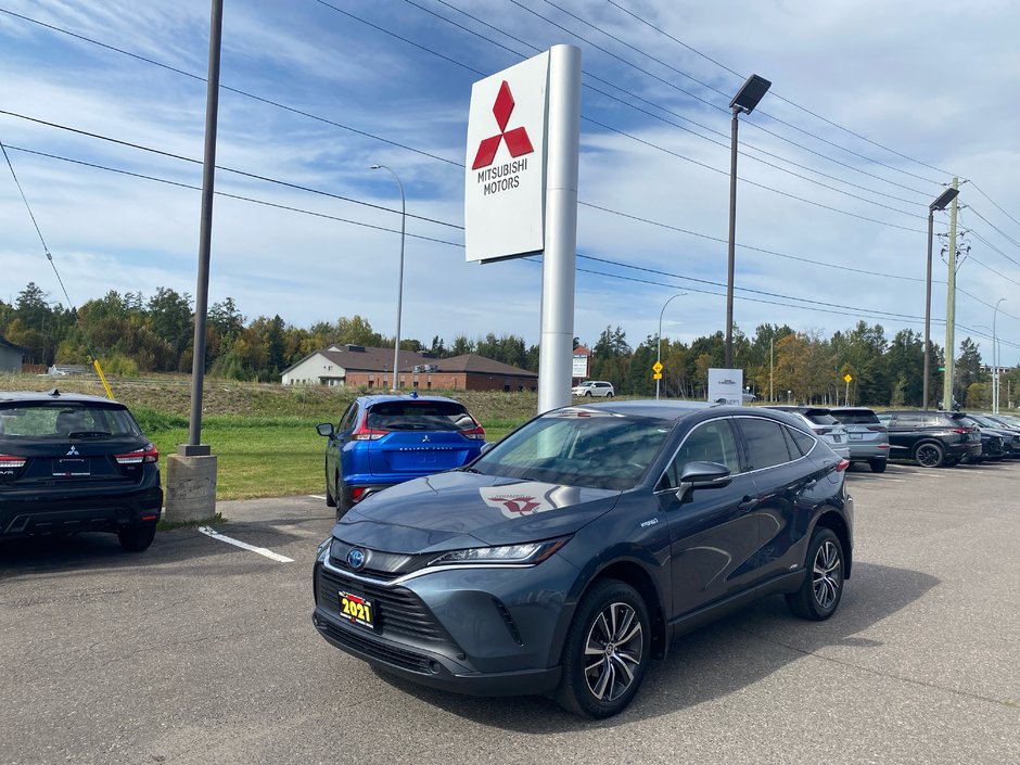 2021 Toyota Venza LE in Thunder Bay, Ontario - w940px