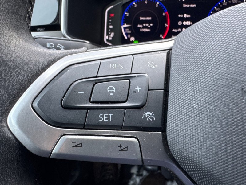 2025 Volkswagen Taos Comfortline Black Edition-16