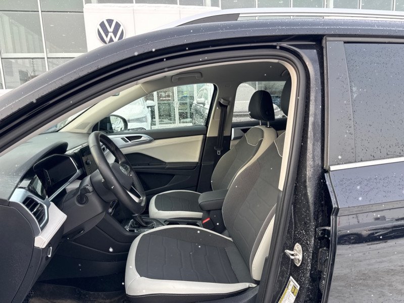 2025 Volkswagen Taos Comfortline  -  Remote Start-11