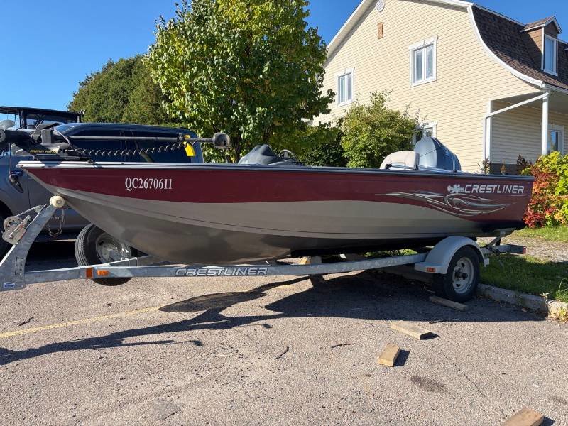 Crestliner FISH HAWK  2010